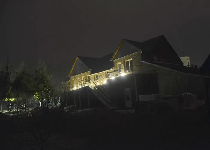 Kirsche - On The Fruit Tree Lägenhet Zutzen